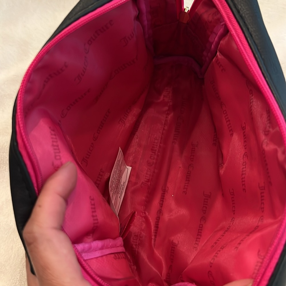 Juicy Couture makeup bag - Picture 3 of 5